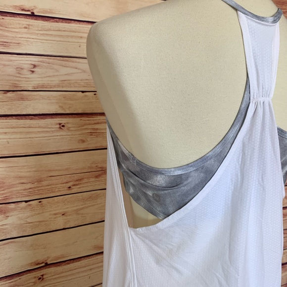 Lululemon Let It Loose Yoga Workout Tank, Size 6 - Picture 3 of 7